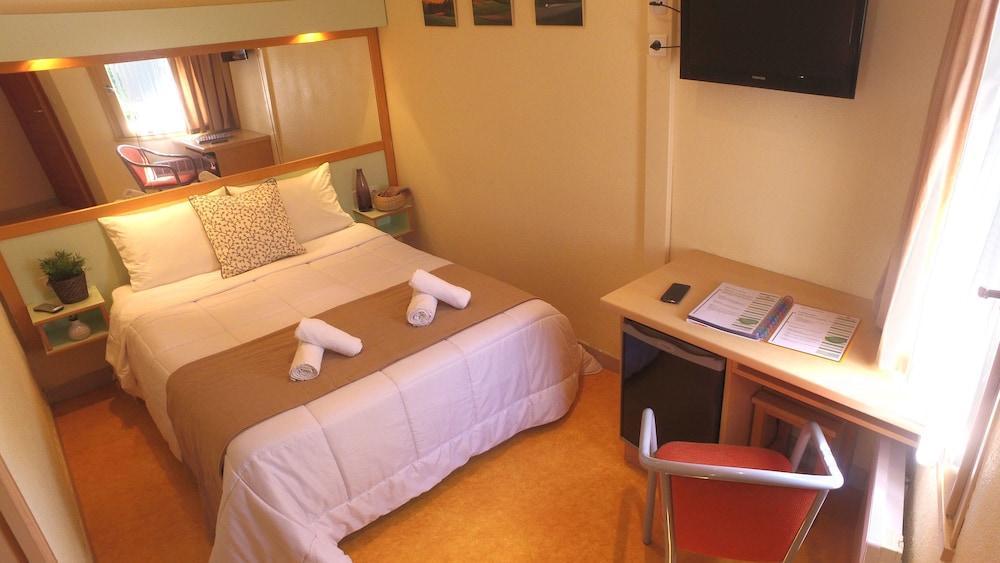 Vvf Aveyron Najac Otel Dış mekan fotoğraf